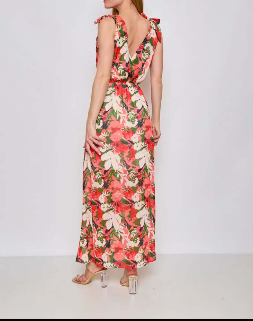 Robe longue imprimée fleurs Luna Chic – Vue de dos, lien noué au cou et coupe fluide estivale